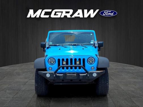 Chief Clearcoat 2017 Jeep Wrangler Unlimited Sport