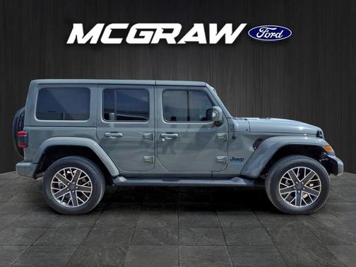 Sting-Gray Clearcoat 2022 Jeep Wrangler Unlimited 4xe Sahara High Altitude