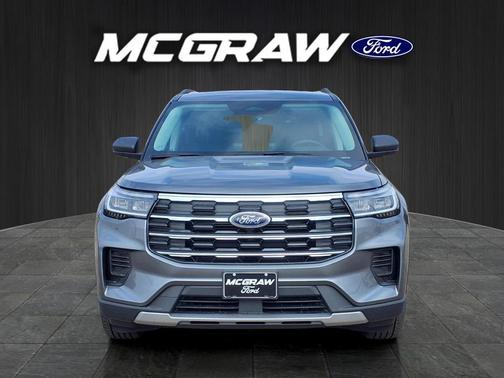 Carbonized Gray Metallic 2026 Ford Explorer Active w/200A Pkg