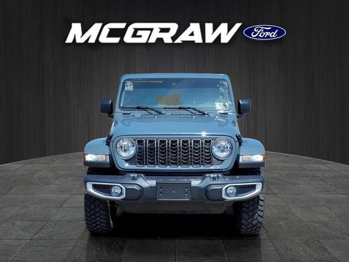 Anvil Clearcoat 2025 Jeep Gladiator High Tide