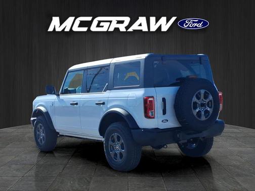 Oxford White 2026 Ford Bronco Big Bend