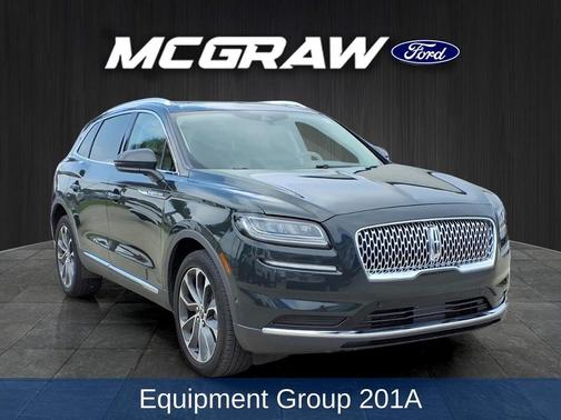 Gilded Green Metallic Clearcoat 2023 Lincoln Nautilus Reserve