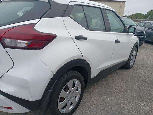 Fresh Powder 2021 Nissan Kicks S