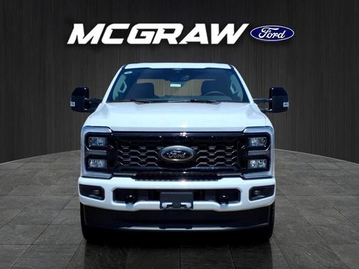 Oxford White 2026 Ford F-250 Lariat