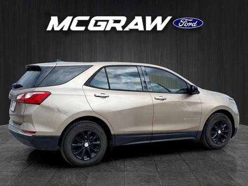 Sandy Ridge Metallic 2018 Chevrolet Equinox LS