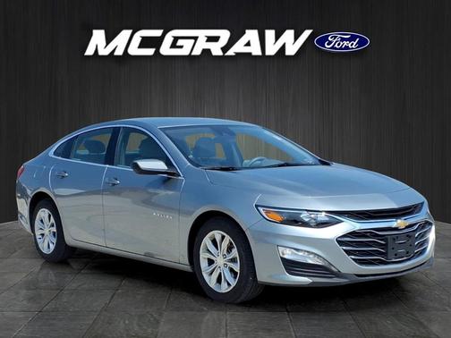 Sterling Gray Metallic 2024 Chevrolet Malibu FWD 1LT