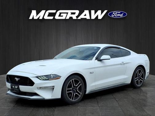 Oxford White 2020 Ford Mustang GT