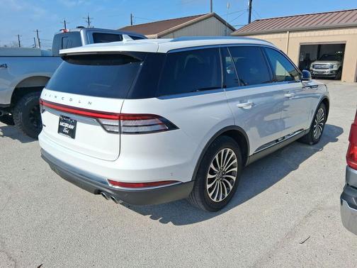 2022 Lincoln Aviator Reserve