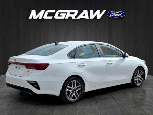 Clear White 2019 Kia Forte S