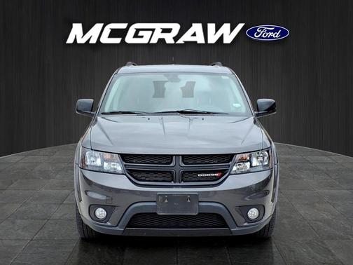 Granite Pearlcoat 2018 Dodge Journey SXT