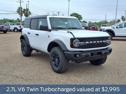 Oxford White 2026 Ford Bronco Badlands
