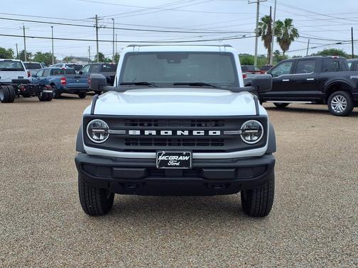 Oxford White 2026 Ford Bronco Big Bend
