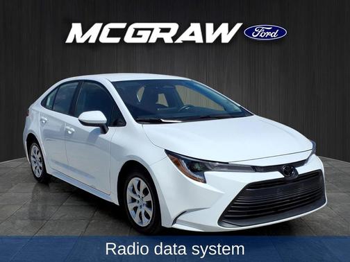 Ice Cap 2025 Toyota Corolla LE