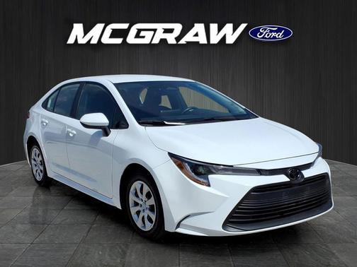 Ice Cap 2025 Toyota Corolla LE
