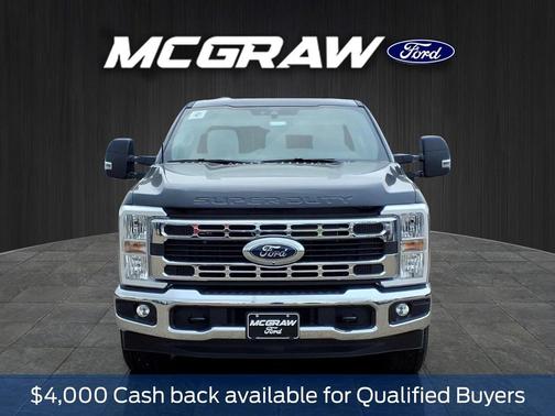 Agate Black Metallic 2026 Ford F-350 XLT