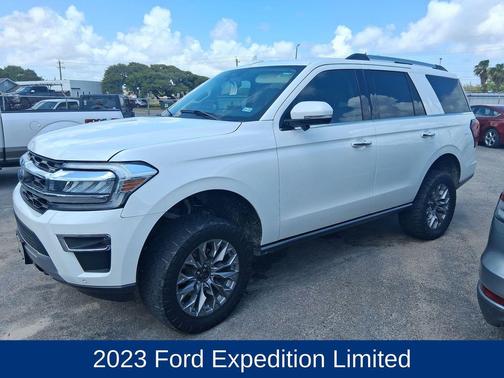Star White Metallic Tri-Coat 2023 Ford Expedition Limited