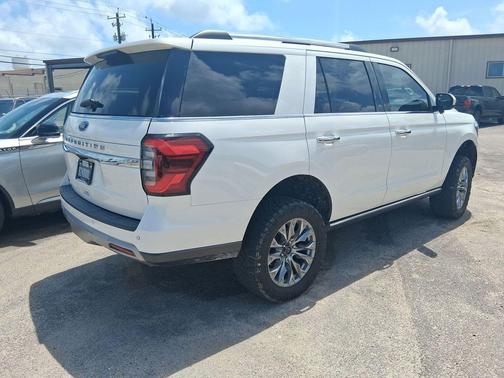 Star White Metallic Tri-Coat 2023 Ford Expedition Limited