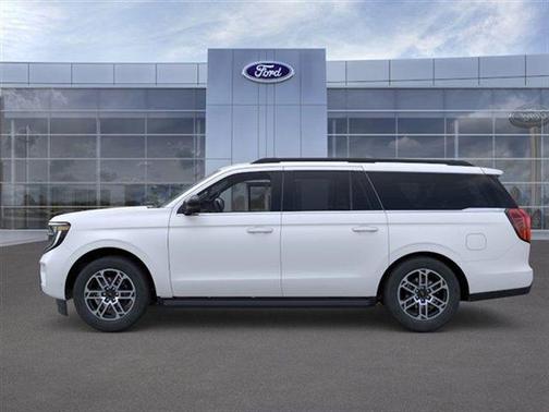 Star White Metallic Tri-Coat 2026 Ford Expedition Max Active 4x2
