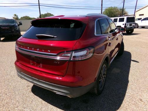 2019 Lincoln Nautilus Reserve