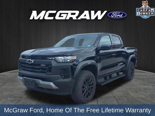 Black 2024 Chevrolet Colorado Trail Boss