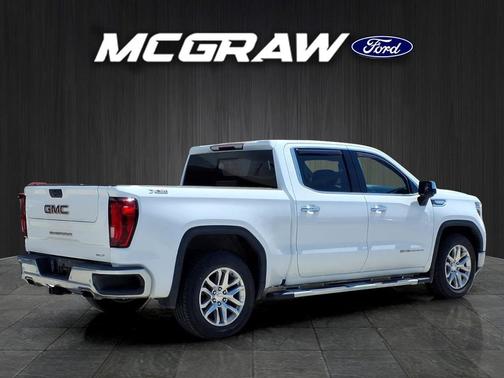 Summit White 2021 GMC Sierra 1500 SLT