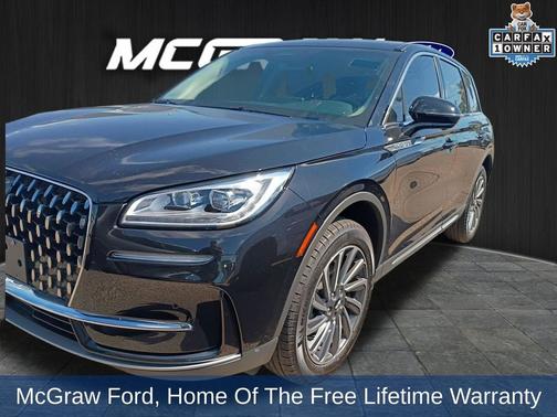 Infinite Black Metallic Clearcoat 2025 Lincoln Corsair Reserve