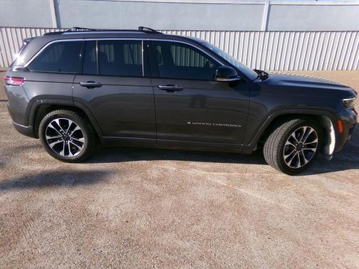 2023 Jeep Grand Cherokee Overland