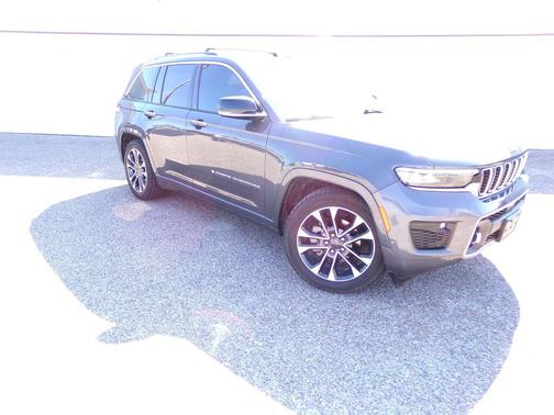 2023 Jeep Grand Cherokee Overland
