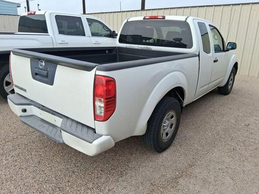 2017 Nissan Frontier S