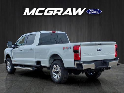 Avalanche 2026 Ford F-350 Lariat