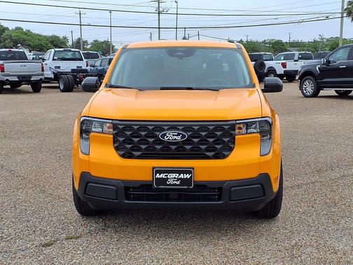 Orange Fury Metallic Tri-Coat 2026 Ford Maverick XL