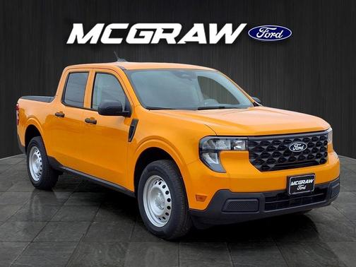 Orange Fury Metallic Tri-Coat 2026 Ford Maverick XL