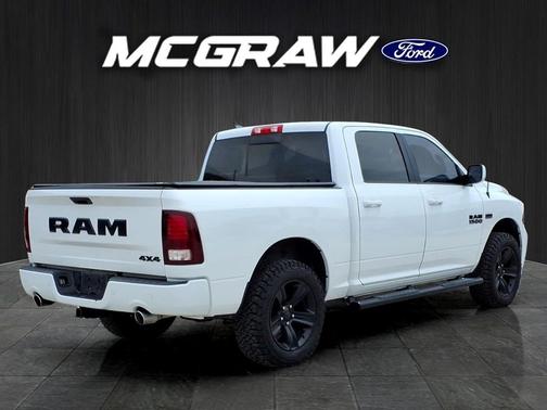 Bright White Clearcoat 2017 RAM 1500 Night Crew Cab 4x4 5'7' Box