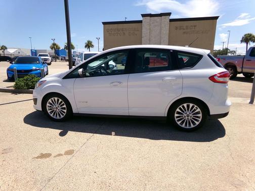 2017 Ford C-Max Hybrid SE
