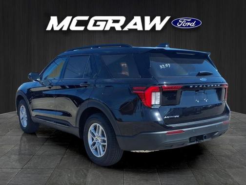 Agate Black Metallic 2026 Ford Explorer Active