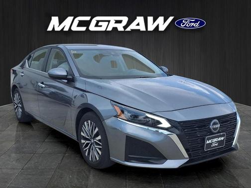 Gun Metallic 2023 Nissan Altima 2.5 SV