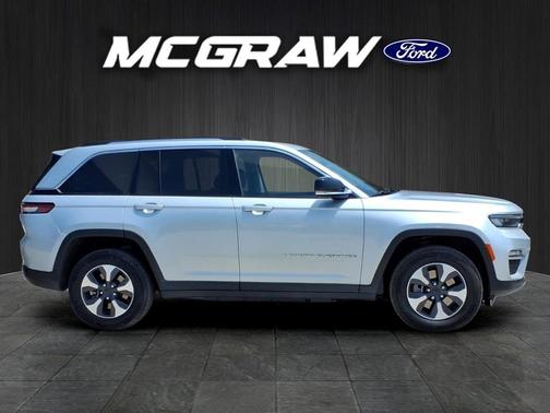 Silver Zynith 2022 Jeep Grand Cherokee 4xe Base