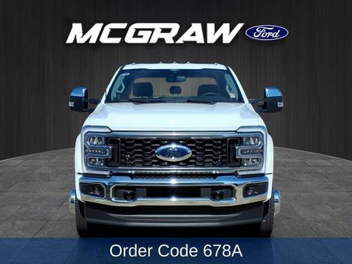 Oxford White 2026 Ford F-450 Lariat