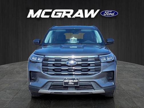 Carbonized Gray Metallic 2026 Ford Explorer Active w/200A Pkg