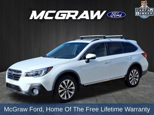 Crystal White Pearl 2019 Subaru Outback 2.5i Touring
