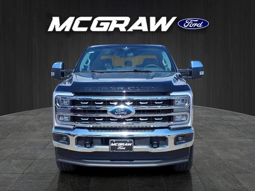 Agate Black Metallic 2026 Ford F-350 Lariat