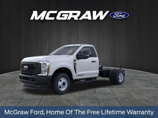Oxford White 2026 Ford F-350 XL