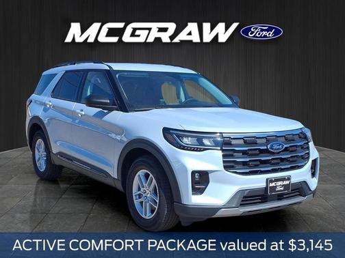 Space White Metallic 2026 Ford Explorer Active w/200A Pkg