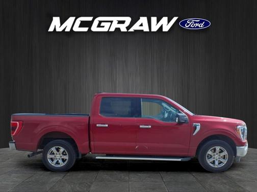 Rapid Red Metallic Tinted Clearcoat 2022 Ford F-150 XLT