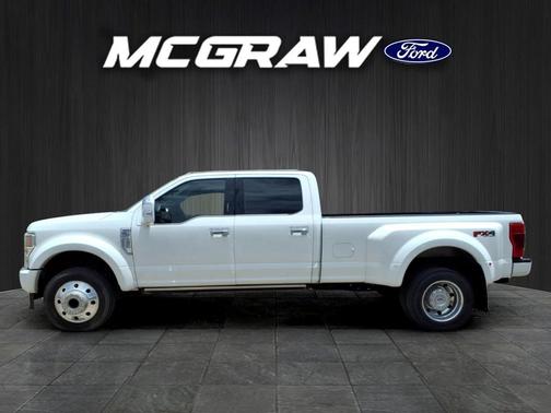 Star White Metallic Tri-Coat 2020 Ford F-450 Platinum