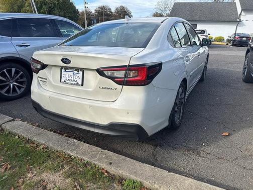 2023 Subaru Legacy 