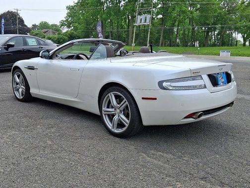 2010 Aston Martin DB9 Volante
