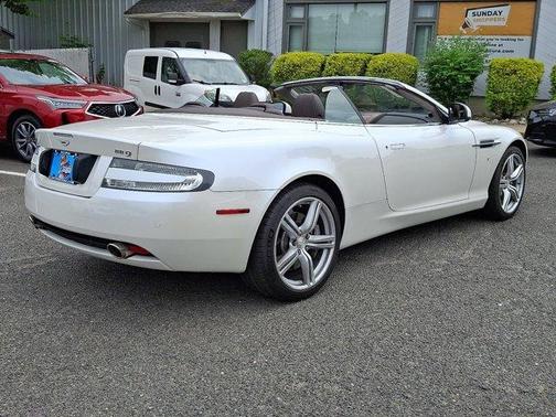 2010 Aston Martin DB9 Volante
