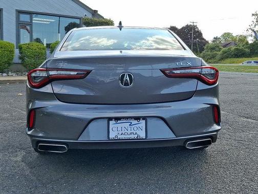 2025 Acura TLX Technology