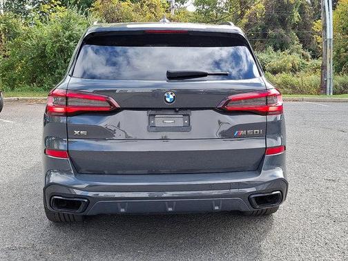 2021 BMW X5 M50i